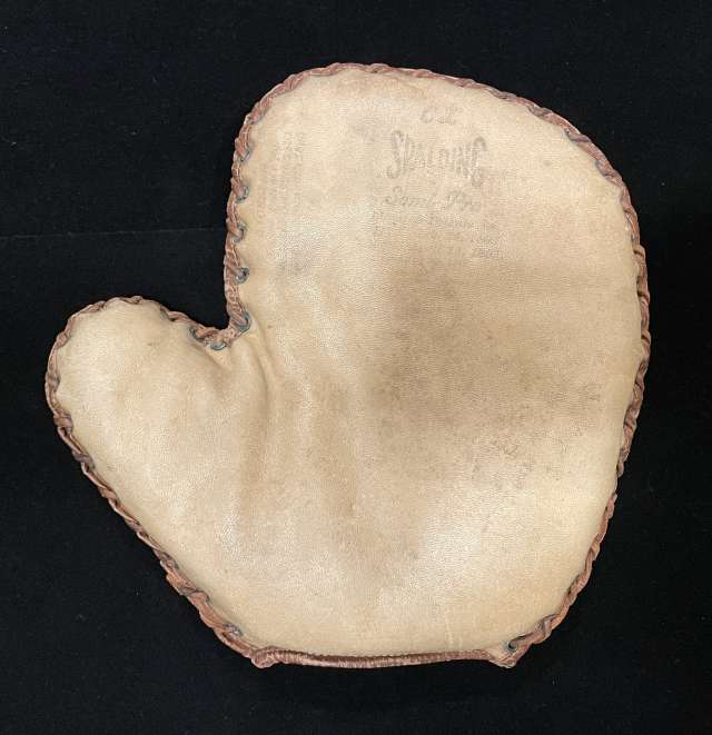 Spalding CX Basemitt Front