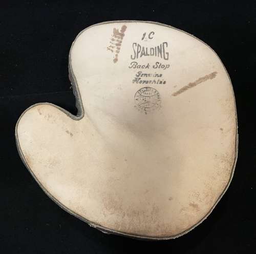 Spalding 1C Back Stop Catchers Mitt Front