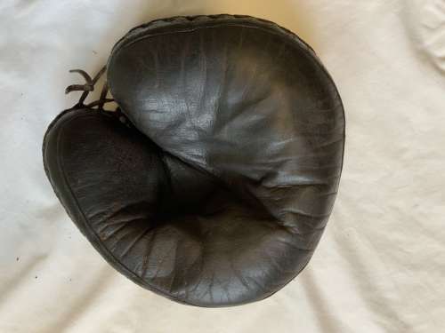 Spalding Two Tone Catchers Mitt Front