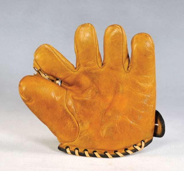 Chuck Klein Spalding 272 Front