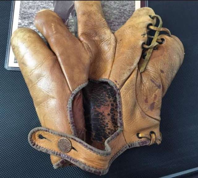 Dizzy Dean Spalding Back