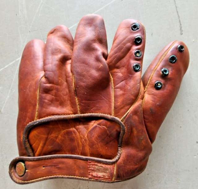 Joe Cronin Spalding 222-03 Back