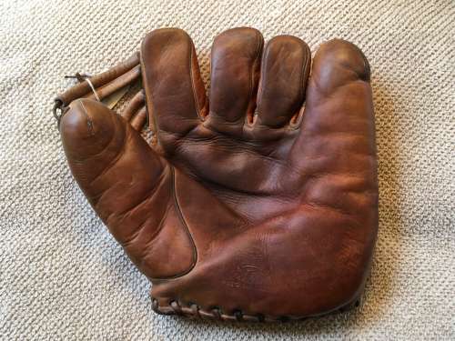 Lloyd Waner Spalding 222-02 Front