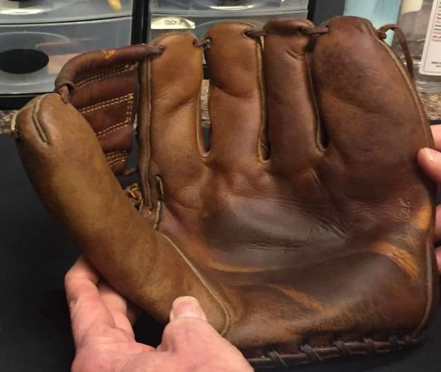 Phil Rizzuto Spalding Front