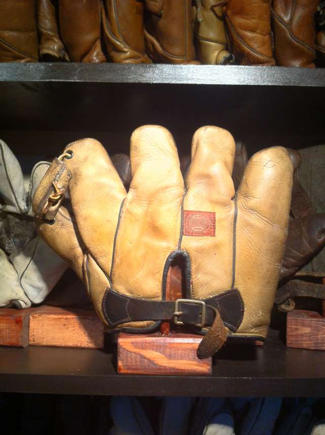 Pinky Whitney Spalding Lefty Back