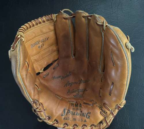 Roger Maris Spalding 42-335 RMA Front