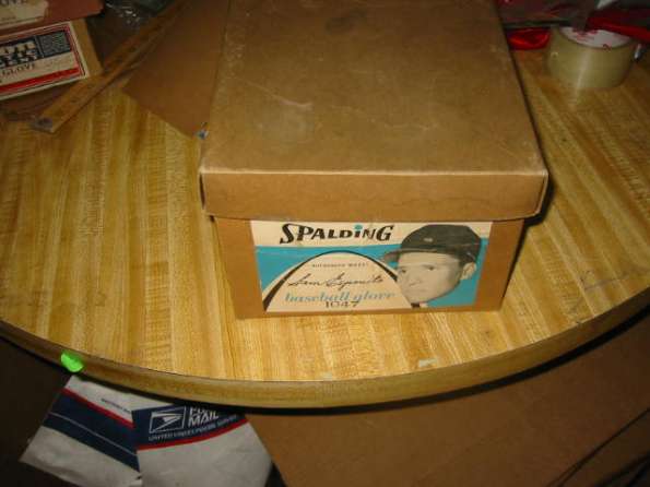 Sam Esposito Spalding 1047 Box