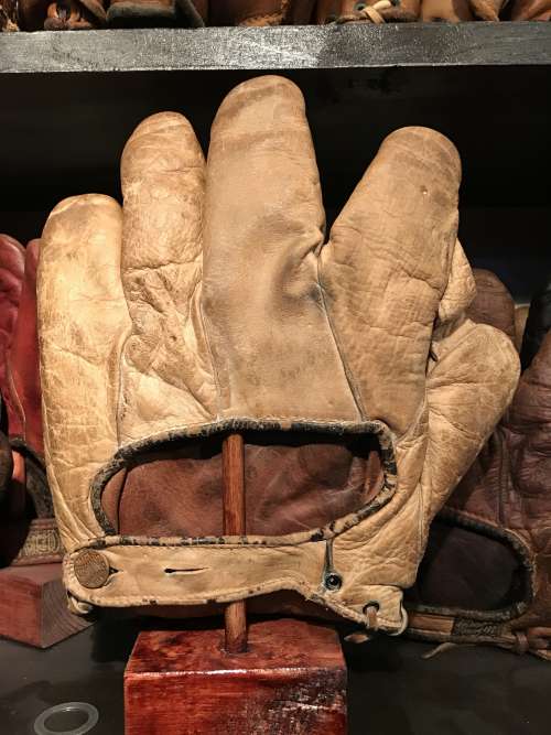 Spalding 1 Inch Web Brown Back