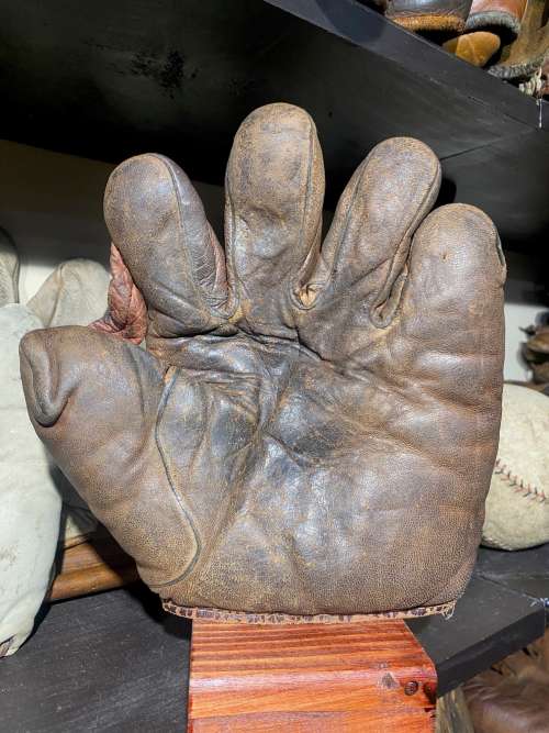 Spalding 1 Inch Web Brown Front