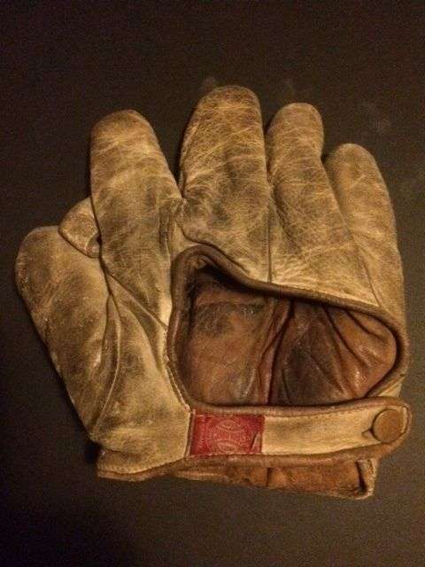 Spalding 1 Inch Web Lefty Back