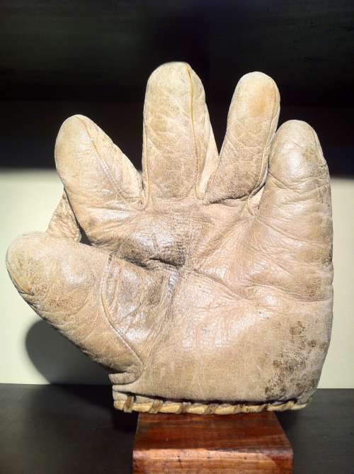 Spalding 1 Inch Web Light Front