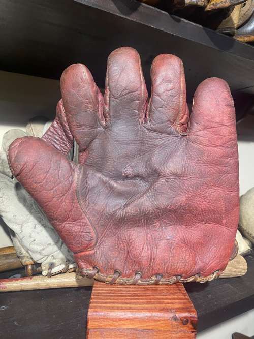 Spalding 1 Inch Web Oxblood Front