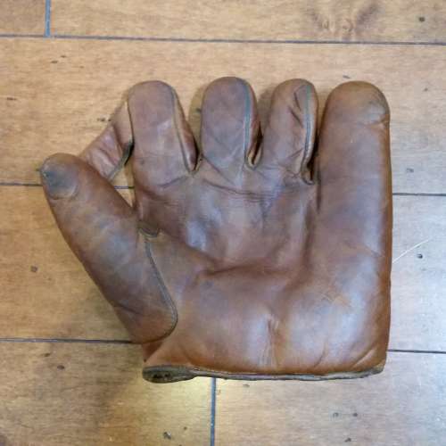 Spalding 1 Inch Web Professional Model Front