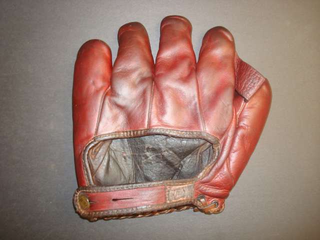 Spalding 1 Inch Web Red Back