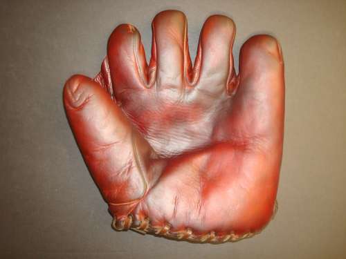 Spalding 1 Inch Web Red Front