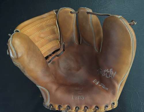 Spalding 1203 Triple Play Front