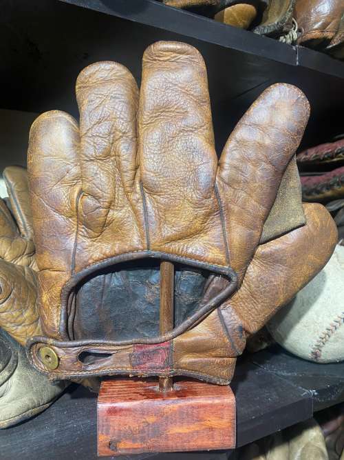 Spalding Full Web Brown Back