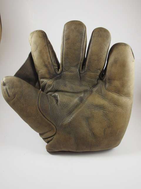 Spalding Full Web Honey Front