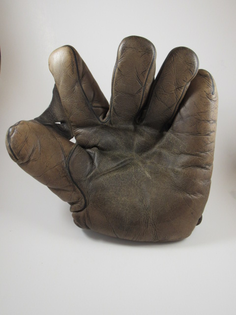 Spalding Full Web Star Web Front