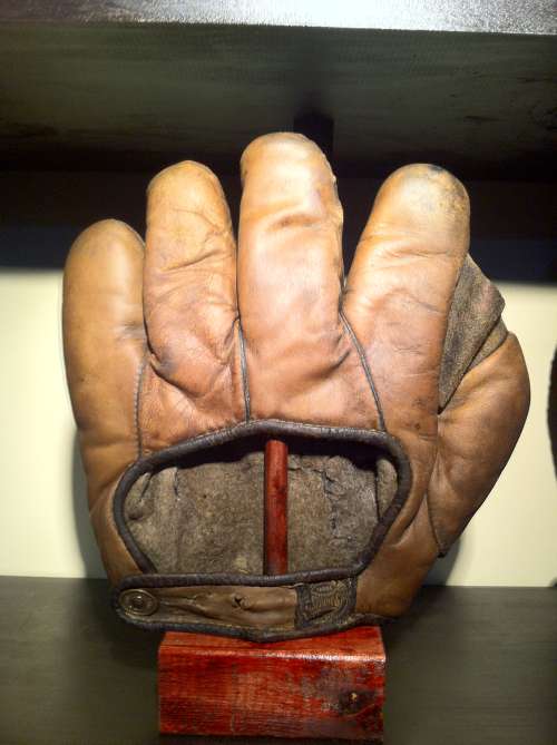 Spalding Full Web With Asbestos Lining Back