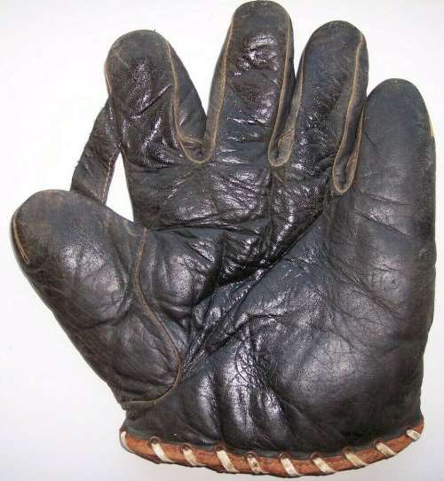 Spalding XL 1 Inch Web Front