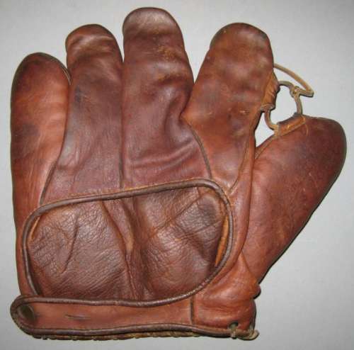 Grover C. Alexander Stall & Dean Back Rob