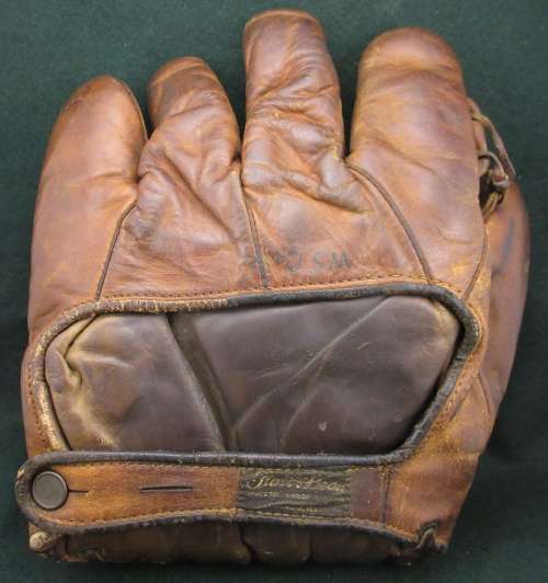 Grover Cleveland Alexander Stall & Dean Speed Model Back