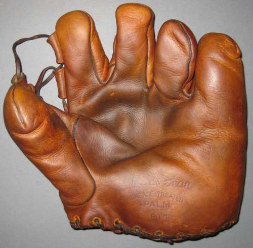 Marty Callaghan Stall & Dean 8070 Front