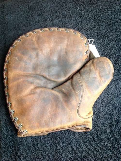 Stall & Dean 0963 Basemitt Front