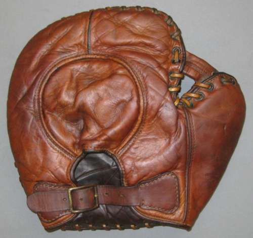 Stall & Dean 1 Inch Web Basemitt Back