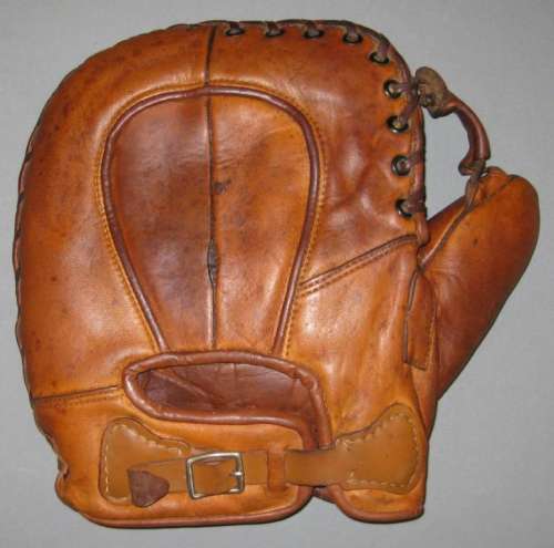 Stuffy McInnis Stall & Dean Basemitt Back