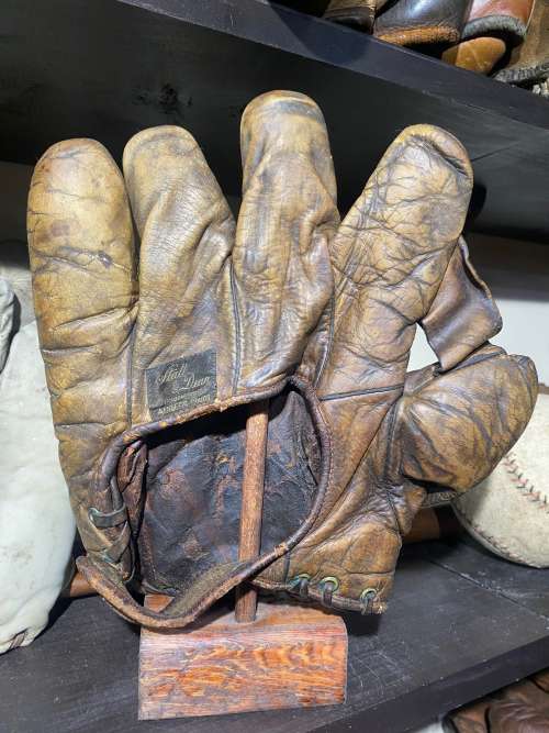 Ty Cobb Stall Dean 0968 Back