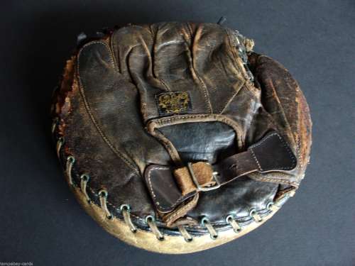 Ty Cobb Sporting Goods W.B. Jarvis Catchers Mitt Back