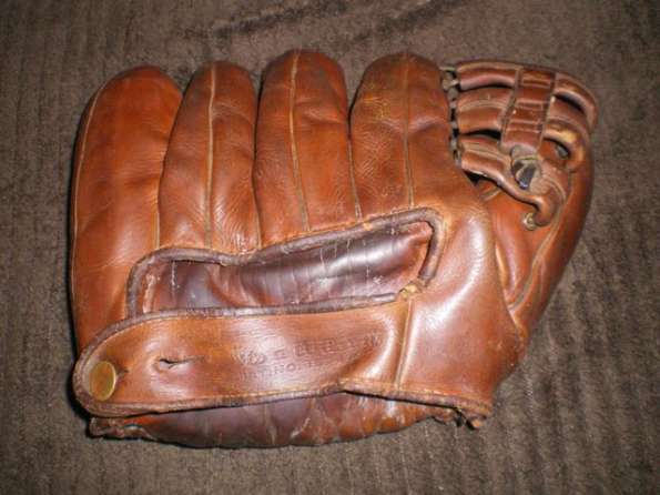Ted Williams Wilson 614 Back