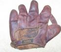 View the image: Thomas E. Wilson 613 Back