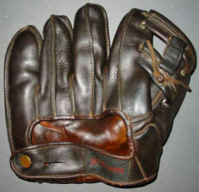 Wilson Outward Seams Back