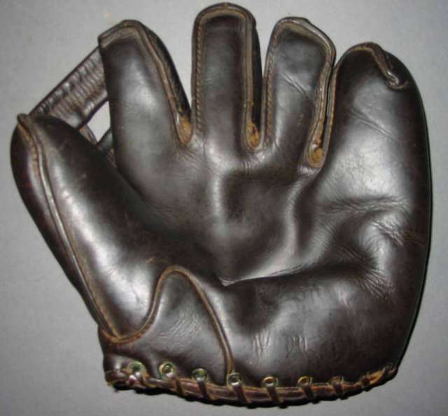 Wilson Outward Seams Front