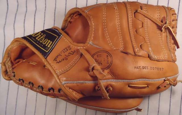 Al Kaline Wilson A2334 Back