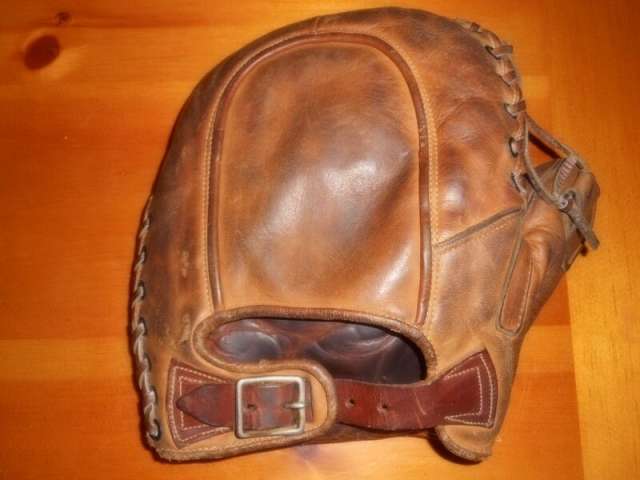 Del Bissonette Wilson Western 550 Back