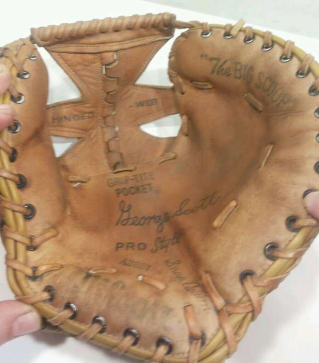 George Scott Wilson A2851 Basemitt Front