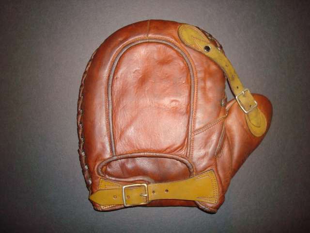 Phil J. Todt Wilson Western 562 Back