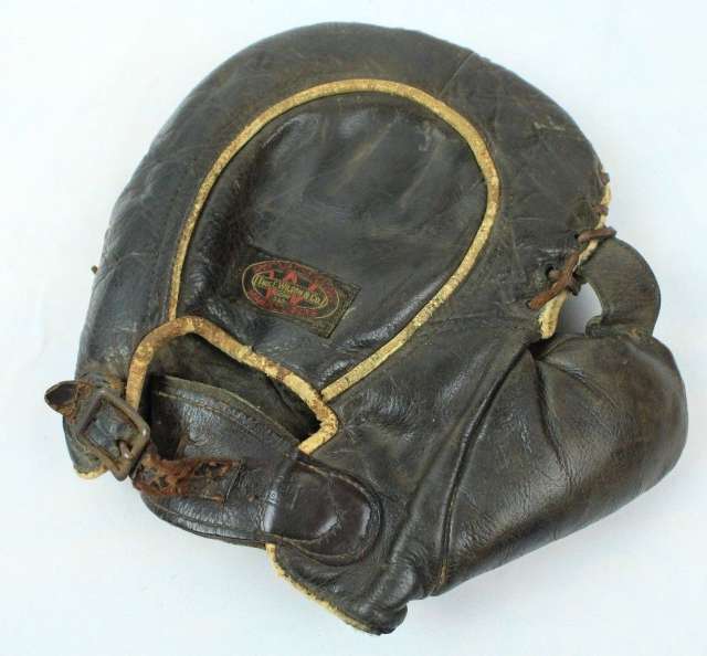 Thomas E. Wilson Basemitt Back