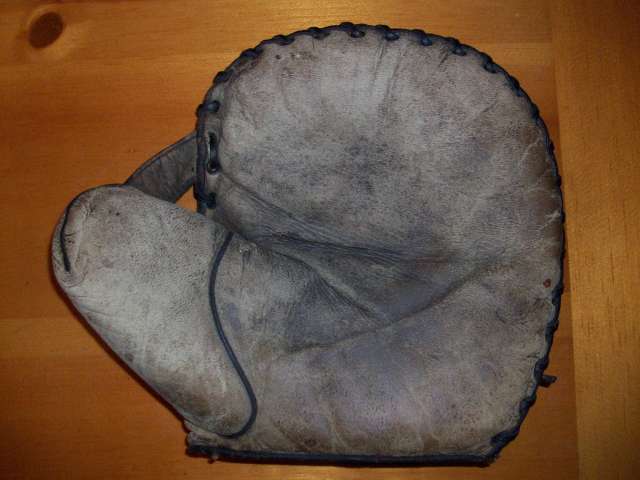 Thomas E. Wilson White 1 Inch Web Front