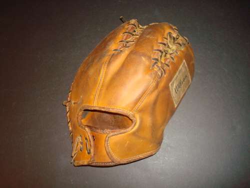 Wilson 544 Top Notch Basemitt Back