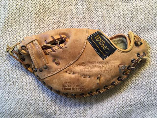 Wilson A2675 Basemitt Back
