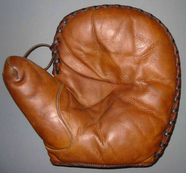 Wilson Western 681 Basemitt Front