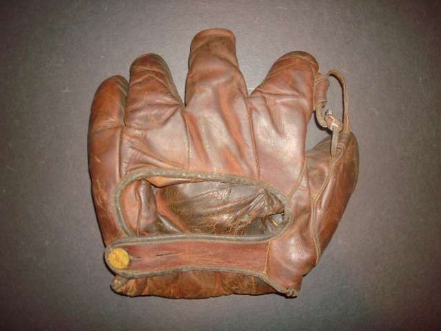 Bill Barrett Wilson-Western 614 Back