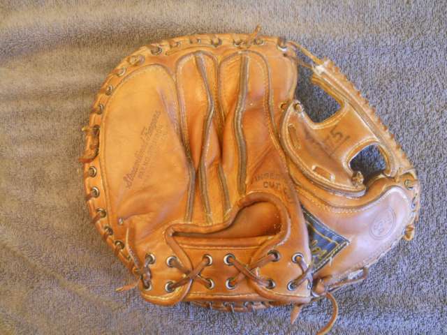 Bob Tillman Wilson A2535 Back