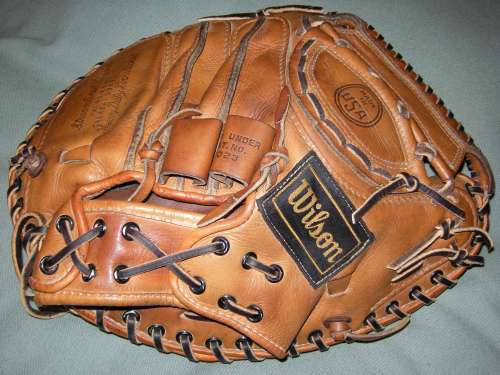 Frank House Wilson A2402 Personal Model Catchers Mitt Back