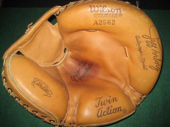 Jeff Torborg Wilson A2562 Front